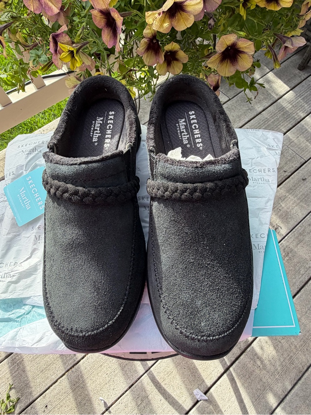 Skechers by Martha Slip-On Shimmer braided clogs NIB